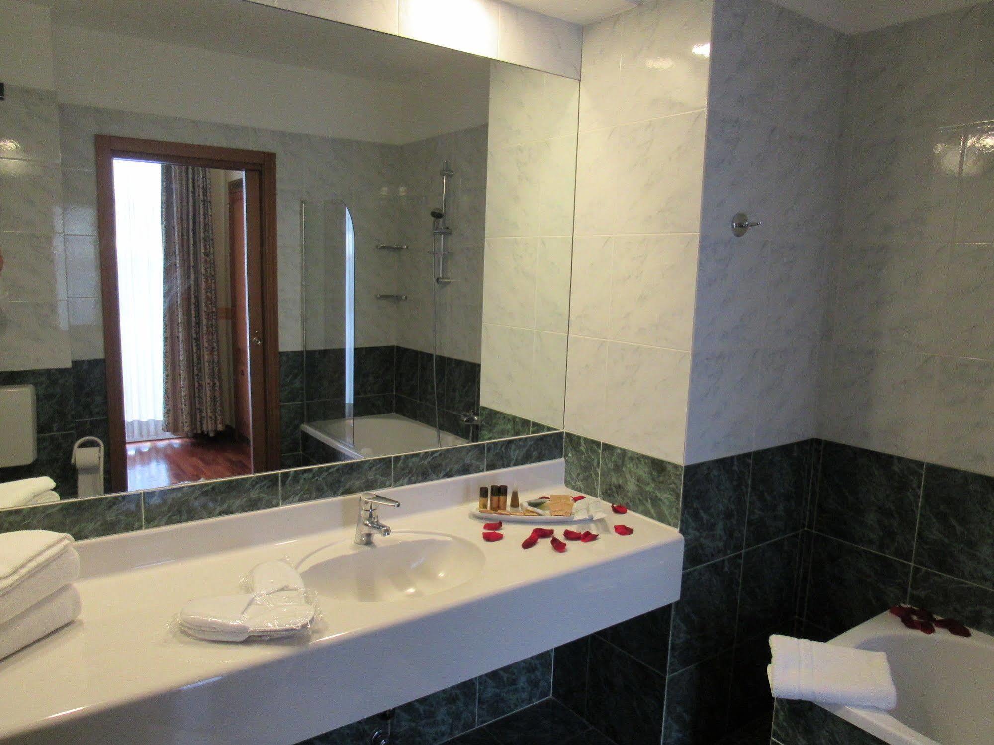 Green Hotel Settimo Torinese Ngoại thất bức ảnh
